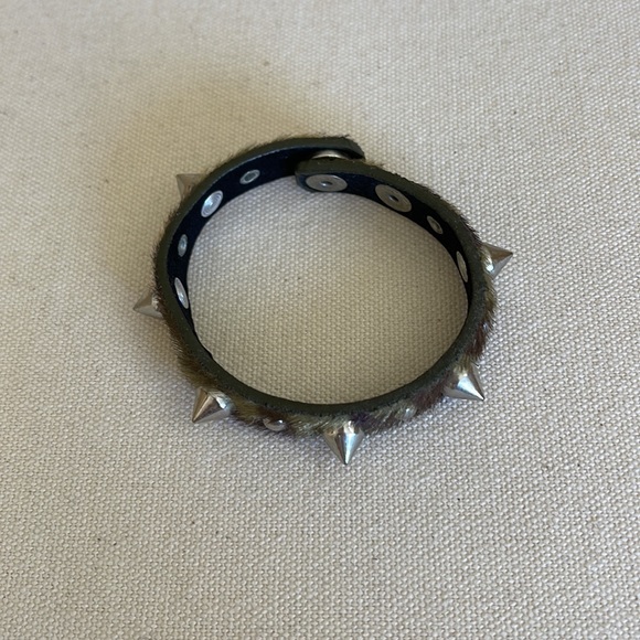 Cute Pony Fur Animal Print Silver Studded Snap Cuff - Picture 8 of 12